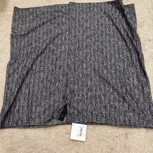 NWT Lululemon Vinyasa Scarf Color RISD Gray Black